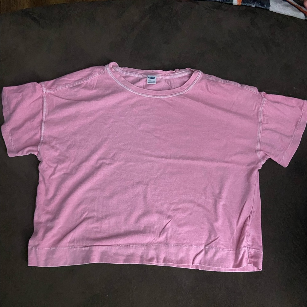 Pink old navy cropped shirt